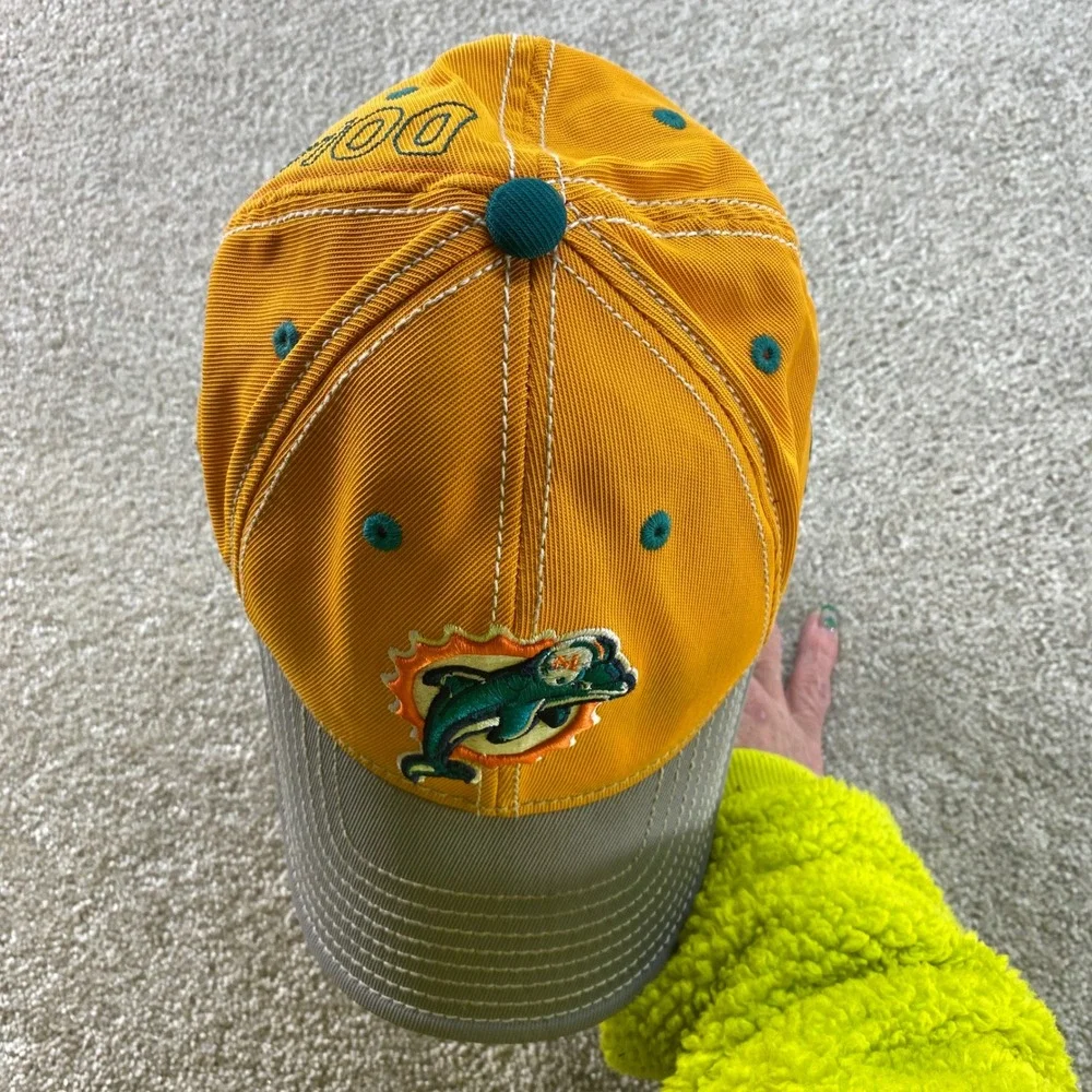 Reebok Miami‎ Dolphins Hat Mens OSFA Orange NFL Equipment Onfield Fitted Cap